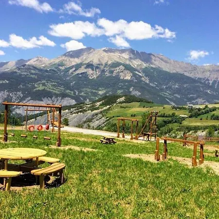 Tres Agreable, Toutes Saisons Avec Parking Apartamento