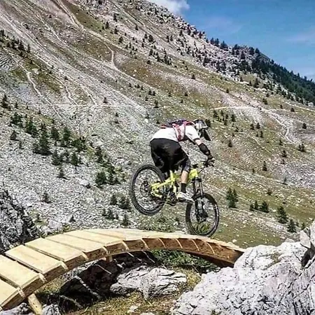 Tres Agreable, Toutes Saisons Avec Parking Apartament