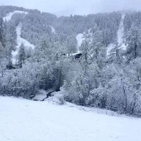 Tres Agreable, Toutes Saisons Avec Parking