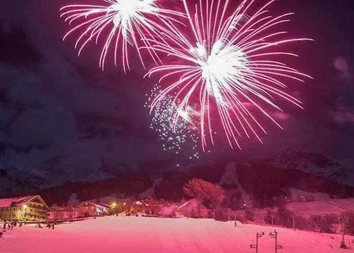 Tres Agreable, Toutes Saisons Avec Parking 公寓 Enchastrayes