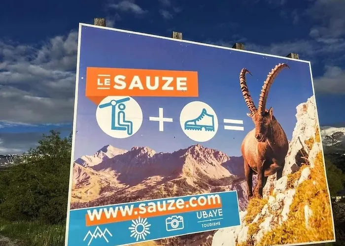 Tres Agreable, Toutes Saisons Avec Parking Enchastrayes