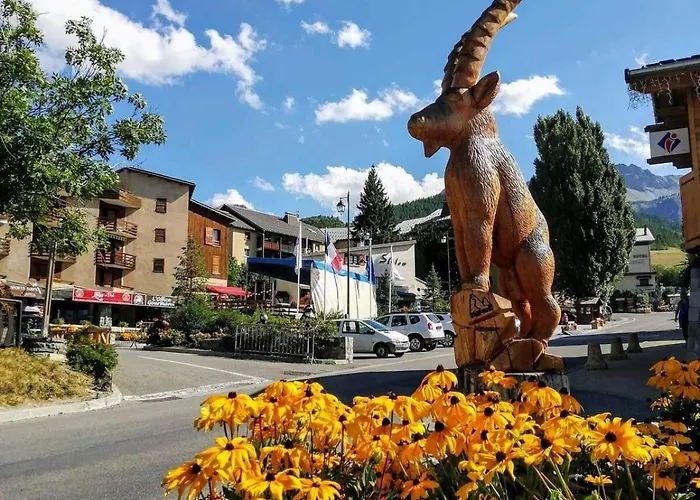 Tres Agreable, Toutes Saisons Avec Parking